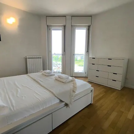 The House Of Veils - Elegance And Comfort Rho Fiera Appartement